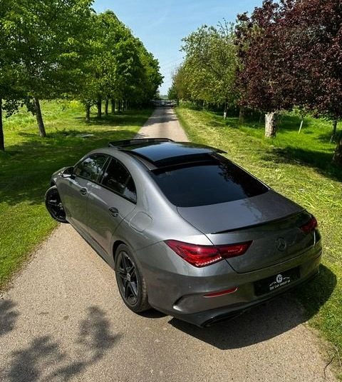 MERCEDES-BENZ CLA