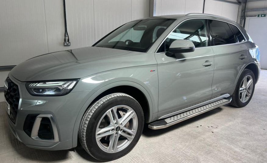 AUDI Q5 S-LINE